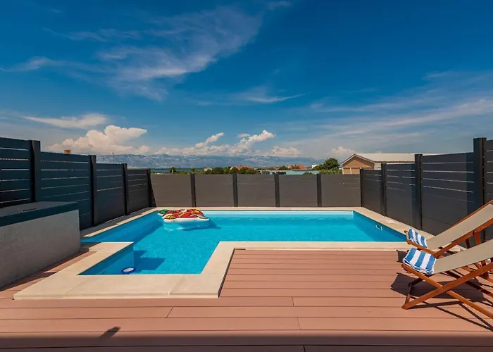 Nia Zadarvillas Вилла