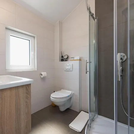 Nia Zadarvillas Villa *